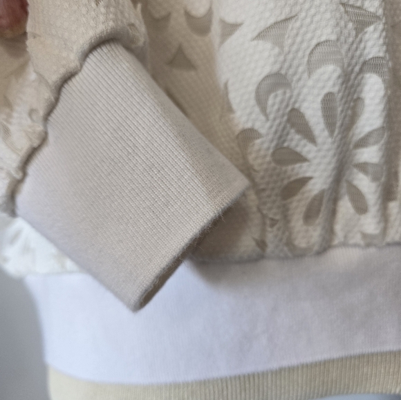 MOMA White Floral Lace lightweight Bomber Jacket. Size 40/ Medium - Picture 7 of 13